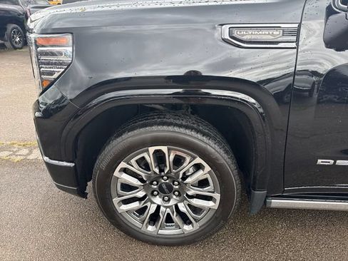 Used 2023 GMC Sierra 1500 Denali Ultimate AWD/4WD image 10