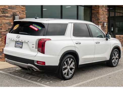 Used 2022 Hyundai Palisade SEL w/ 8P Bench Seat Package AWD/4WD image 3