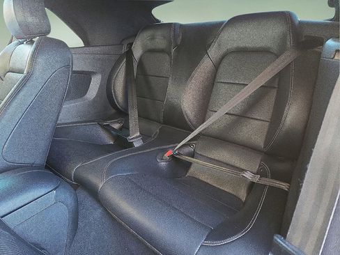 Used 2022 Ford Mustang Premium image 15