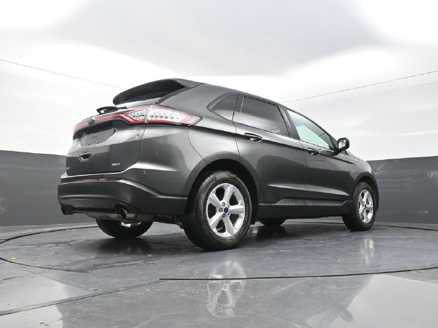 Used 2017 Ford Edge SE w/ Cargo Accessory Package AWD/4WD image 37