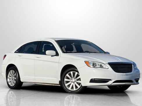 Used 2013 Chrysler 200 Touring w/ Cold Weather Group image 2