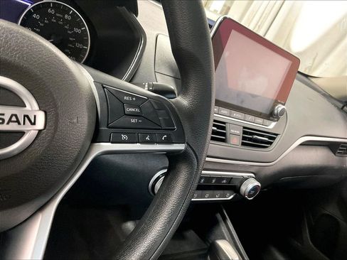 Used 2020 Nissan Altima 2.5 S AWD/4WD image 23