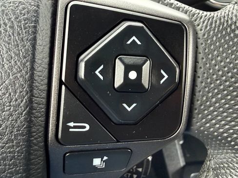 Used 2023 Toyota Tacoma TRD Sport AWD/4WD image 19