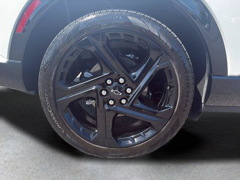 Used 2025 Chevrolet Equinox EV RS AWD/4WD image 55