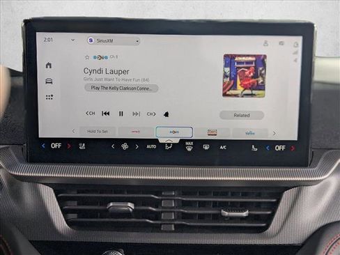 Used 2025 Ford Explorer ST image 15