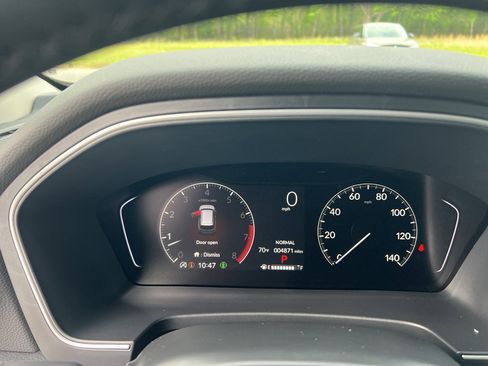 Used 2025 Honda Pilot EX-L image 13