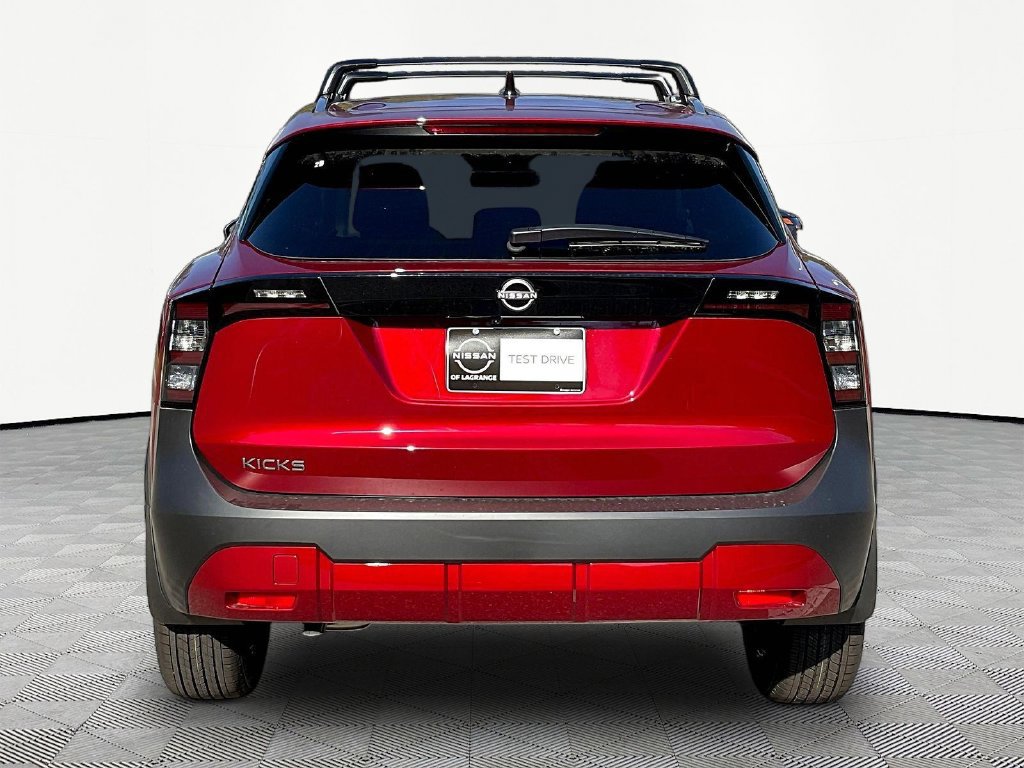 New 2027 Nissan Kicks SV FWD image 4