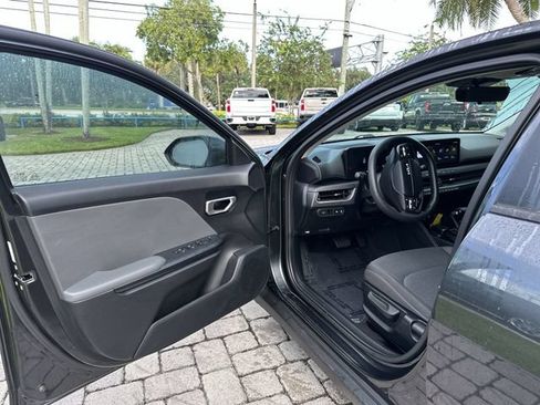 Used 2025 Kia K4 FWD image 22