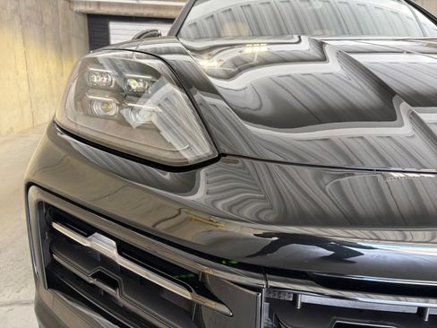 Certified 2026 Porsche Cayenne AWD/4WD image 14