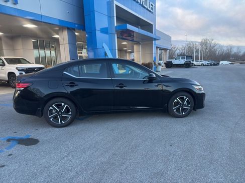 Used 2024 Nissan Sentra SV image 15