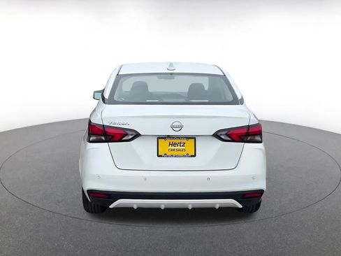 Used 2025 Nissan Versa SV FWD image 12
