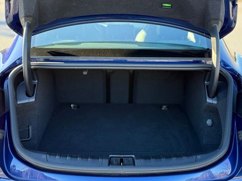 Used 2022 Porsche Taycan image 50