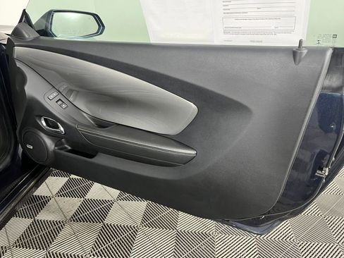 Used 2013 Chevrolet Camaro LT RWD image 13