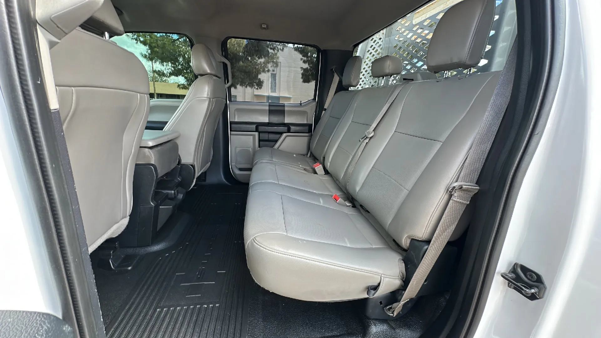 Used 2019 Ford F450 XL w/ Power Equipment Group RWD image 11