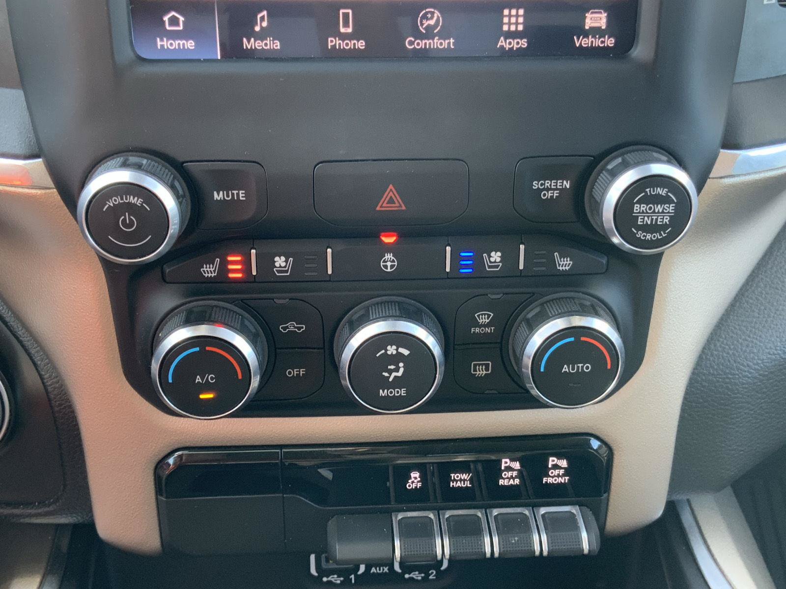 Used 2022 RAM 1500 Laramie AWD/4WD image 43