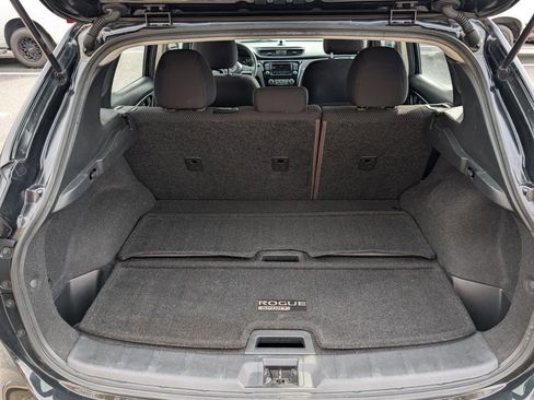 Used 2019 Nissan Rogue Sport S image 20