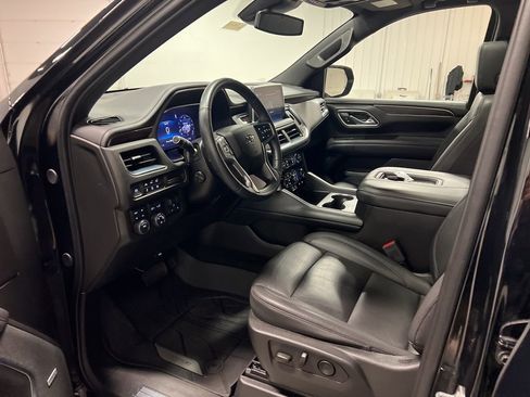 Certified 2024 Chevrolet Tahoe Z71 w/ Luxury Package image 11