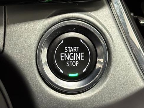 Used 2025 Chevrolet Trax LT image 22