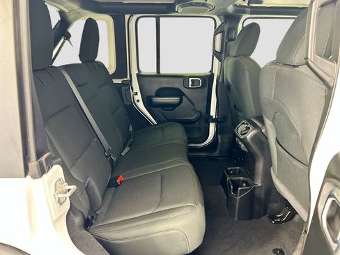 Used 2020 Jeep Wrangler Unlimited Sport S AWD/4WD image 21