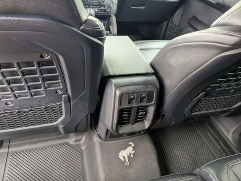 Certified 2025 Ford Bronco Badlands AWD/4WD image 34