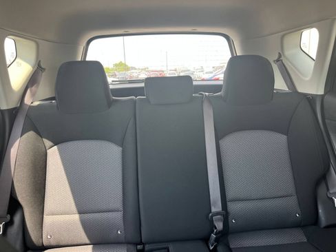 Used 2025 Kia Soul LX w/ LX Technology Package FWD image 36