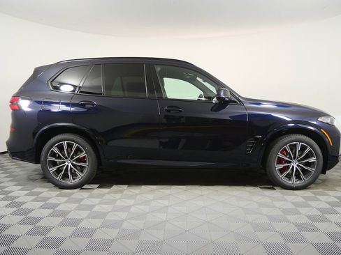 Used 2026 BMW X5 sDrive40i w/ Executive Package RWD image 2