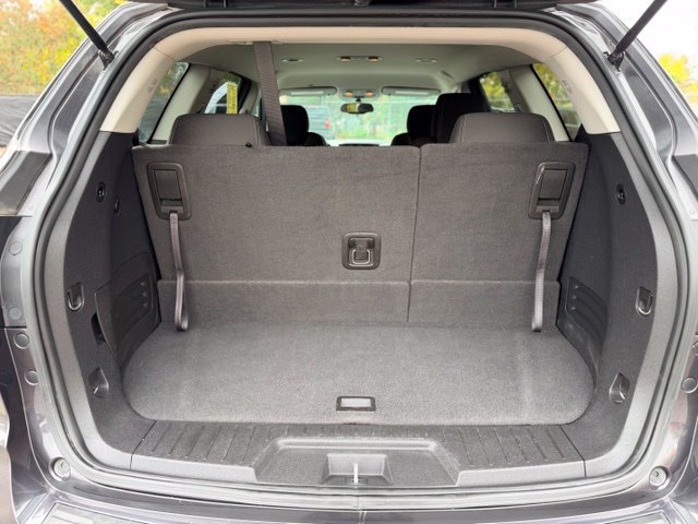 Used 2016 Chevrolet Traverse LT w/ Style and Technology Package FWD image 25