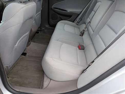 Used 2018 Chevrolet Malibu LS FWD image 17