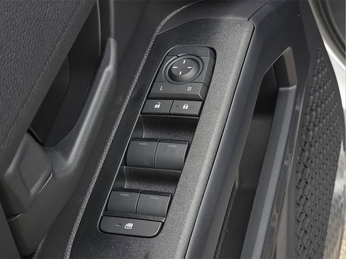 New 2026 Toyota 4Runner SR5 image 17