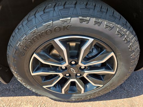Used 2025 Chevrolet TrailBlazer ACTIV w/ Convenience Package AWD/4WD image 10