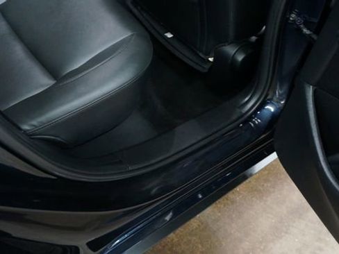 Used 2023 MAZDA MAZDA3 s image 47