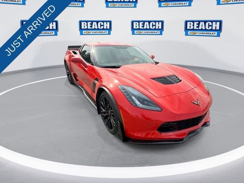 Used 2016 Chevrolet Corvette Z06 w/ 3LZ Preferred Equipment Group image 2