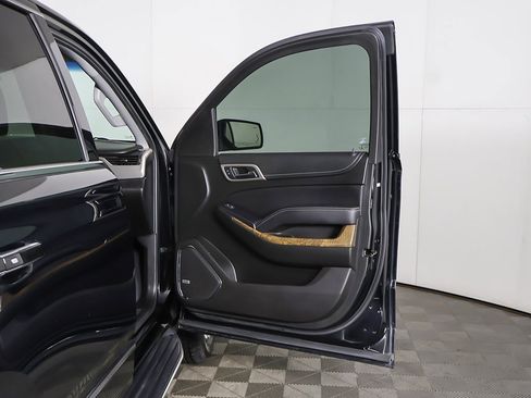 Used 2019 GMC Yukon Denali w/ Open Road Package image 29