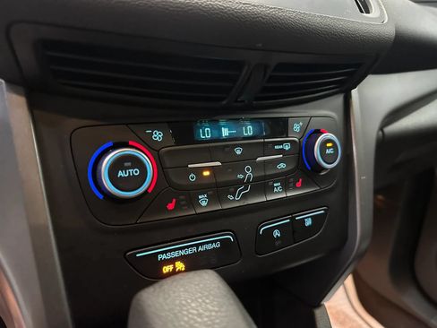 Used 2018 Ford Escape SE AWD/4WD image 22