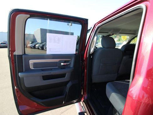 Used 2017 RAM 1500 Big Horn image 28