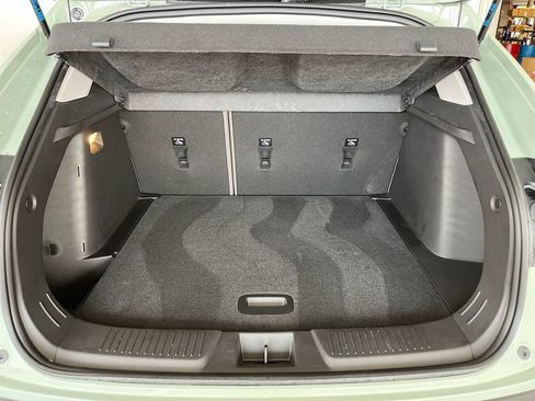Used 2025 Chevrolet Trax ACTIV w/ Sunroof Package FWD image 27