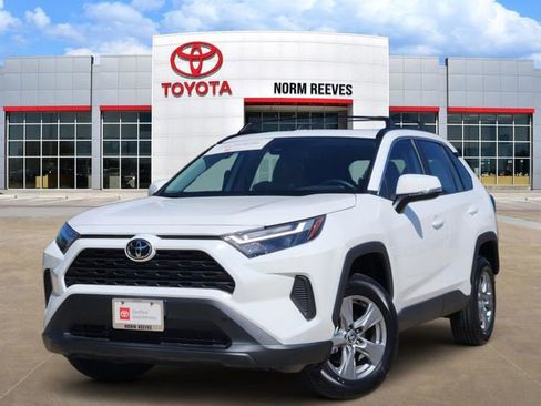 Used 2025 Toyota RAV4 XLE w/ Convenience Package image 1