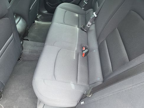 Used 2022 Chevrolet Malibu RS FWD image 22