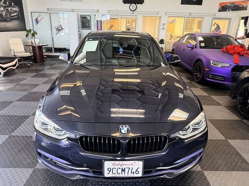 Used 2017 BMW 330i xDrive Sedan AWD/4WD image 2