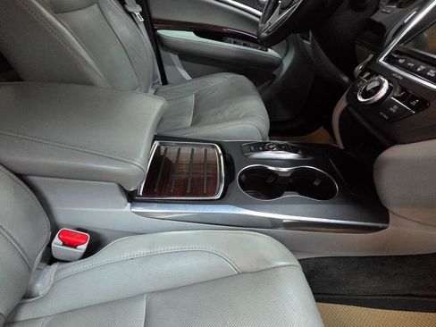 Used 2016 Acura MDX SH-AWD image 23
