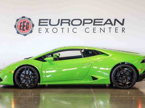 Used 2015 Lamborghini Huracan LP 610-4 AWD/4WD image 7