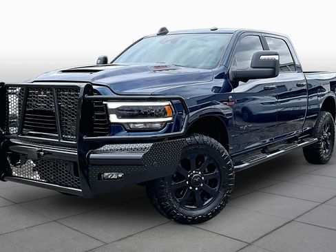 Used 2024 RAM 2500 Laramie w/ Night Edition AWD/4WD image 35