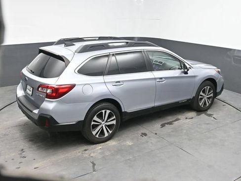 Used 2019 Subaru Outback 2.5i Limited AWD/4WD image 27