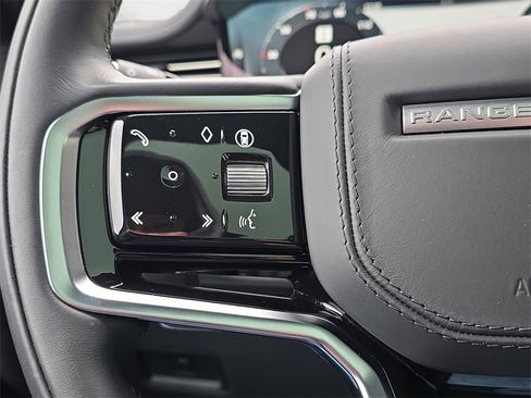Used 2025 Land Rover Range Rover Sport SE image 20
