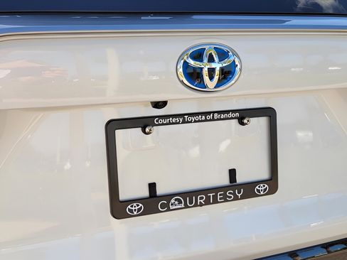 Certified 2024 Toyota RAV4 XSE image 11