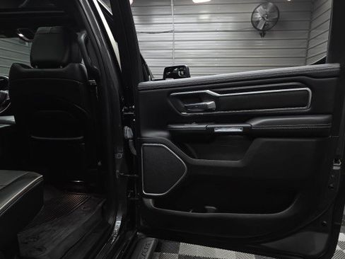 Used 2023 RAM 1500 Laramie AWD/4WD image 41