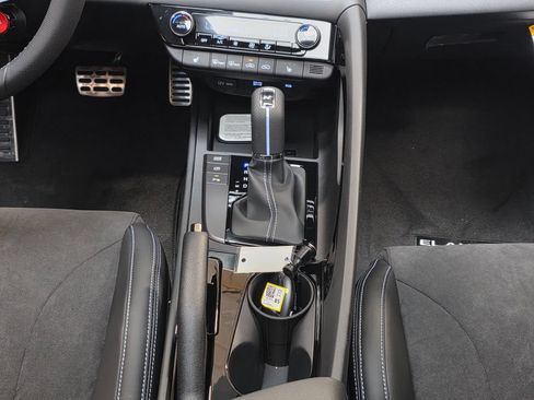 New 2026 Hyundai Elantra N FWD image 21