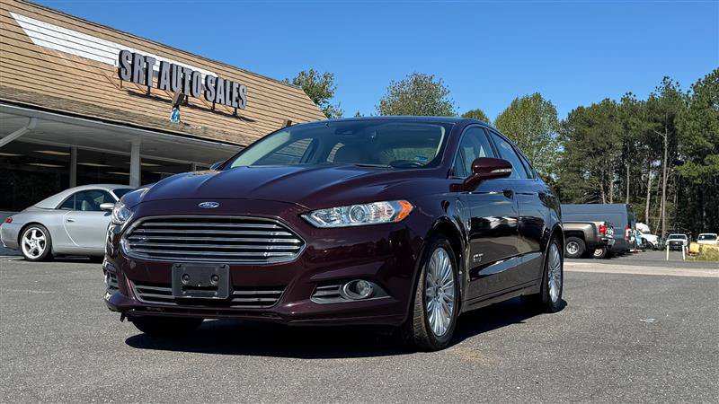 Used 2013 Ford Fusion Energi SE w/ Driver Assist Pkg FWD image 2