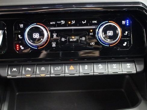 Used 2023 GMC Sierra 1500 AT4X AWD/4WD image 33
