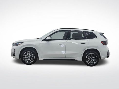 Used 2026 BMW X1 xDrive28i w/ Technology Package AWD/4WD image 3